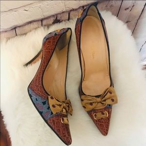 Cole Hahn one of a kind bow tie heel